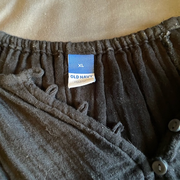 2- poet/boho top. 1-white 1-black - Picture 4 of 4